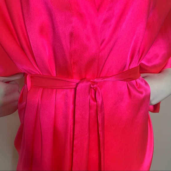 Victoria’s Secret Bright Pink Silky Robe - Picture 2 of 15